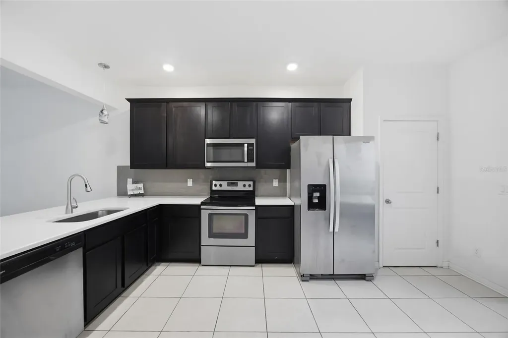 1145 Sleepy Oak Drive Wesley Chapel FL 33543