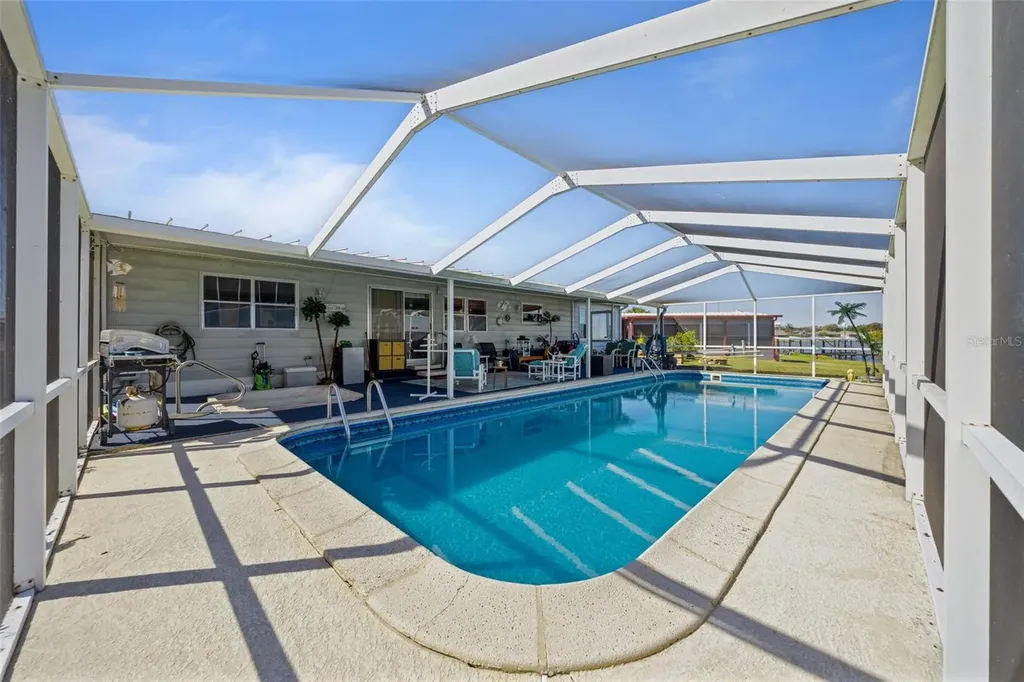 121 Bonnie Drive Auburndale FL 33823
