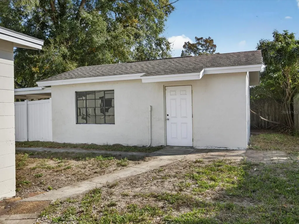 1203 Marie Avenue Apopka FL 32703