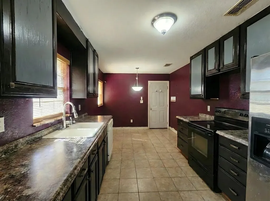 604 NE 28th Street Ocala FL 34470