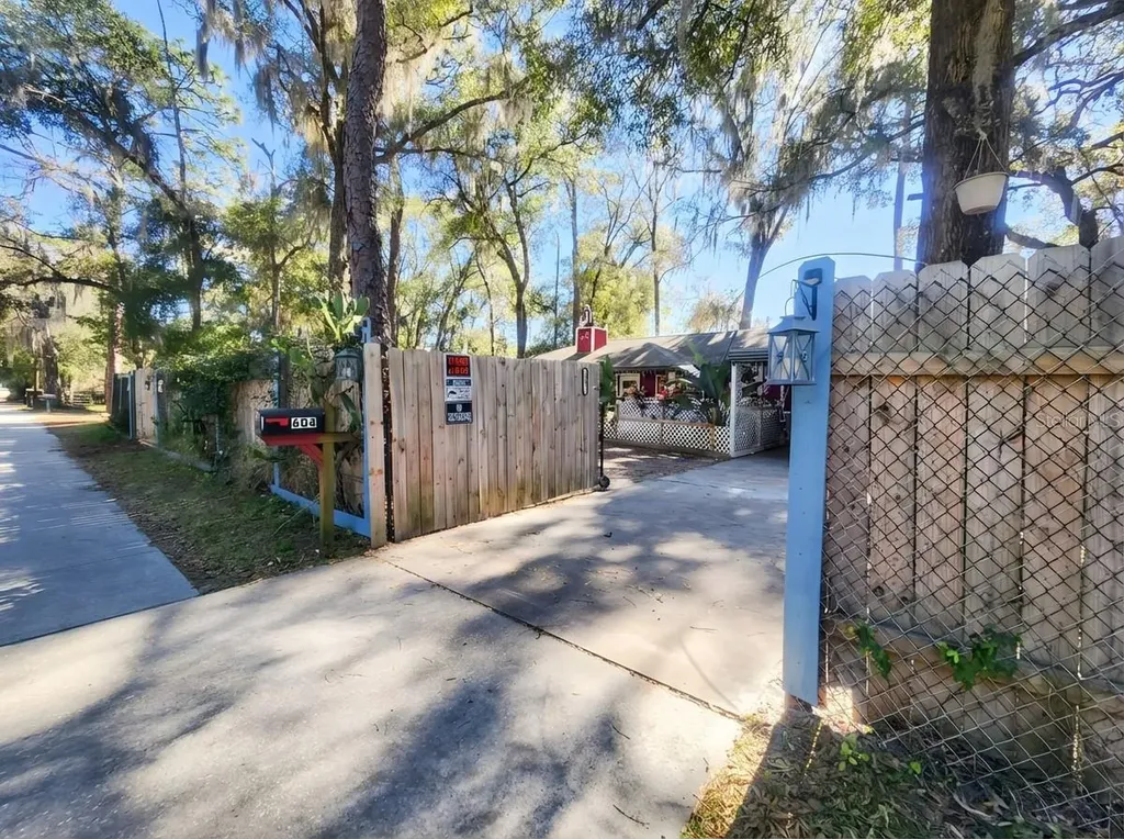 604 NE 28th Street Ocala FL 34470