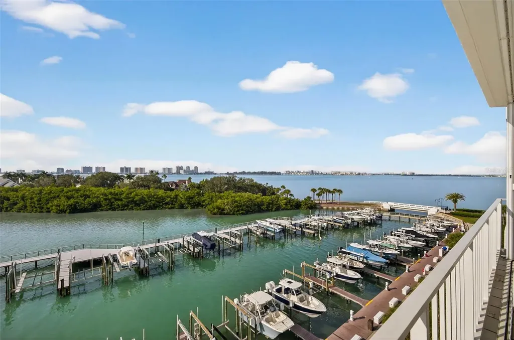 1 Seaside Lane Belleair FL 33756