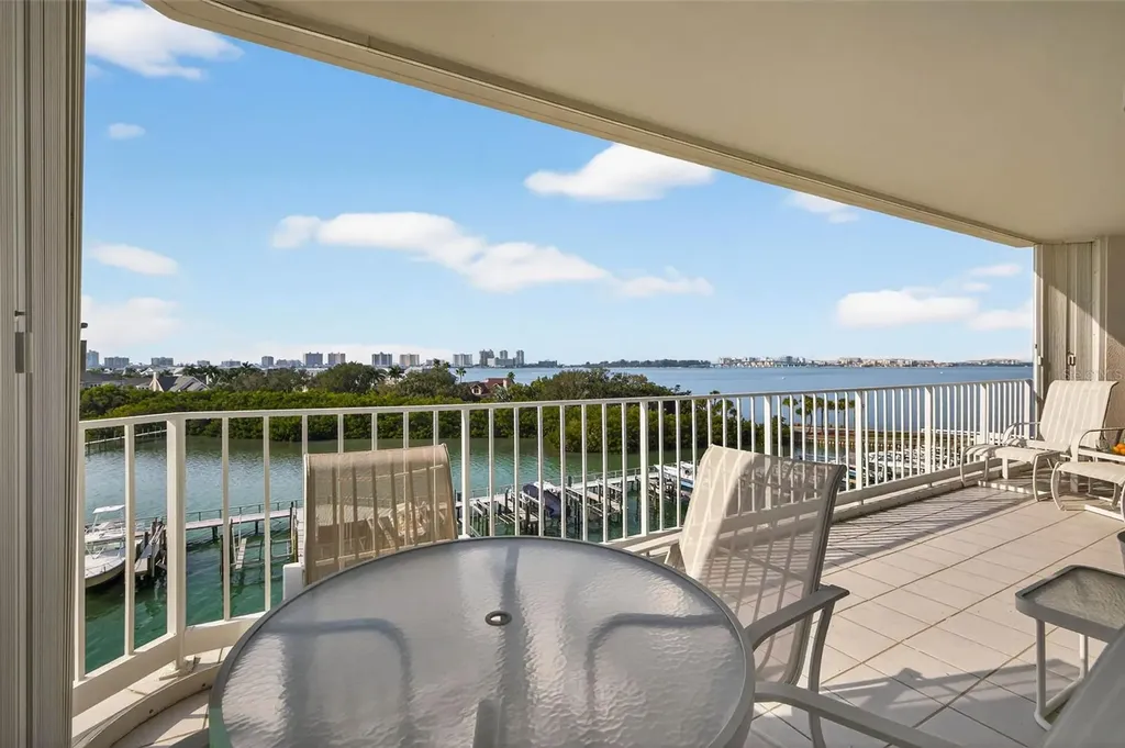 1 Seaside Lane Belleair FL 33756