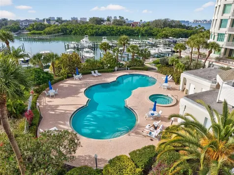 1 Seaside Lane Belleair FL 33756