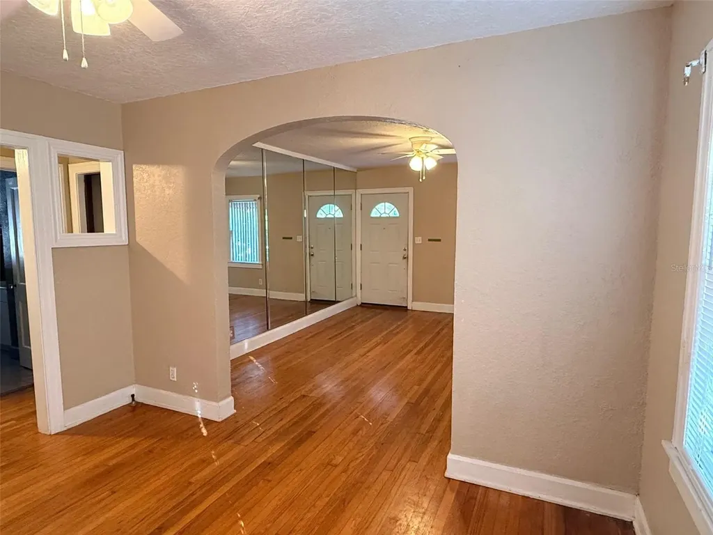 1908 20th Avenue N St Petersburg FL 33713