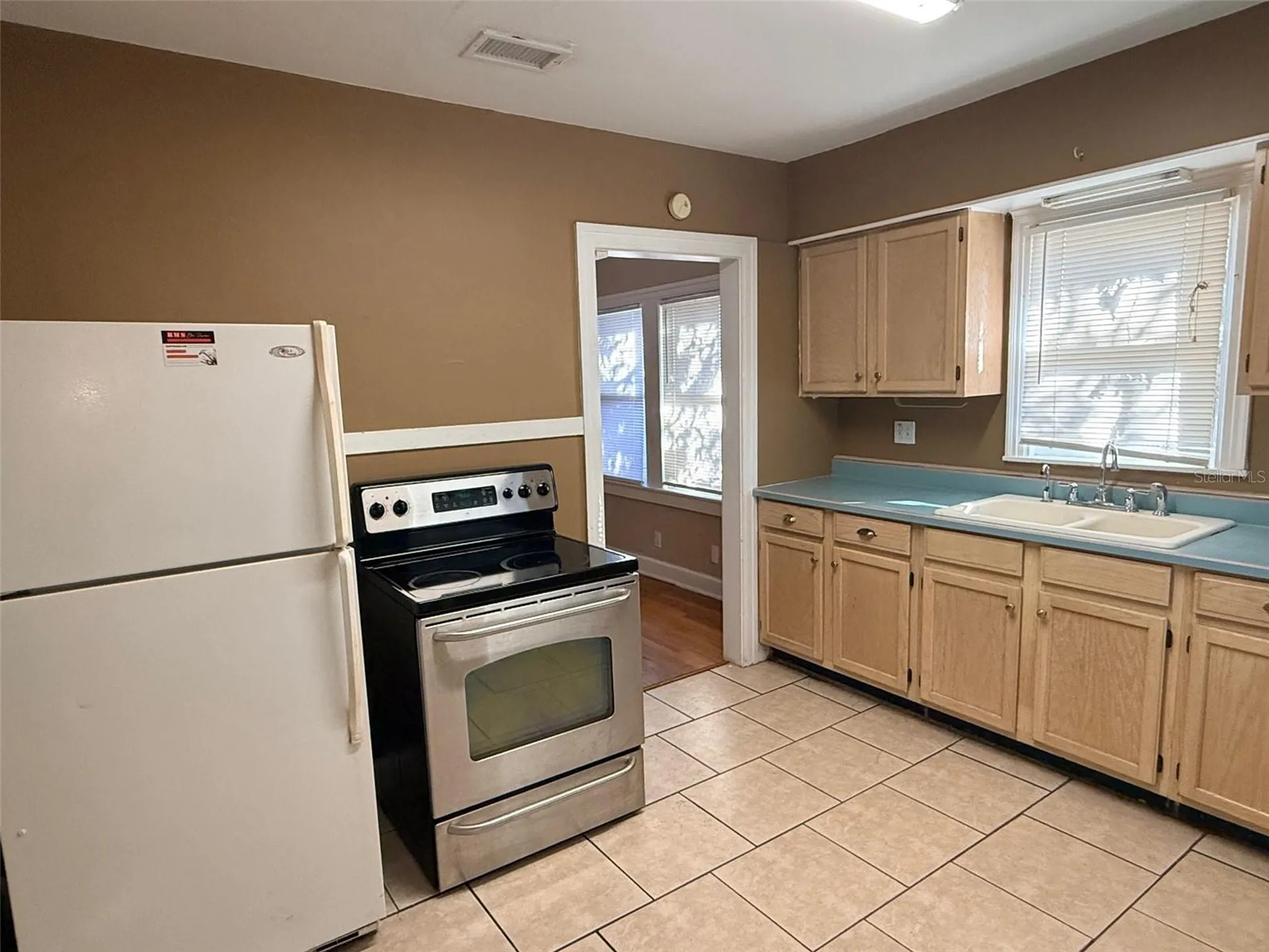 1908 20th Avenue N St Petersburg FL 33713