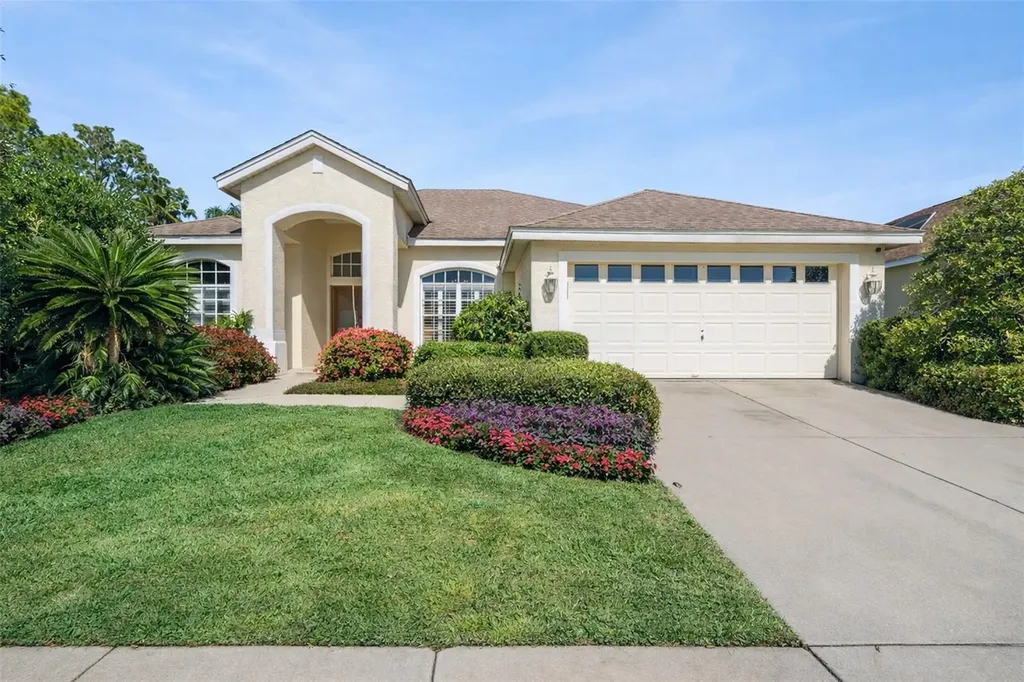 8032 Pine Hollow Drive Mount Dora FL 32757