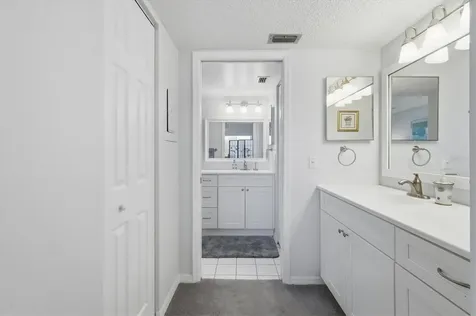 414 Cerromar Circle S Venice FL 34293