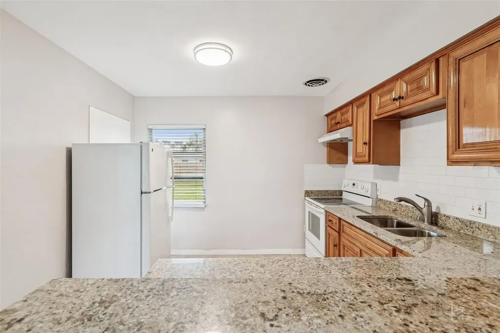 10970 Grove Terrace Seminole FL 33772