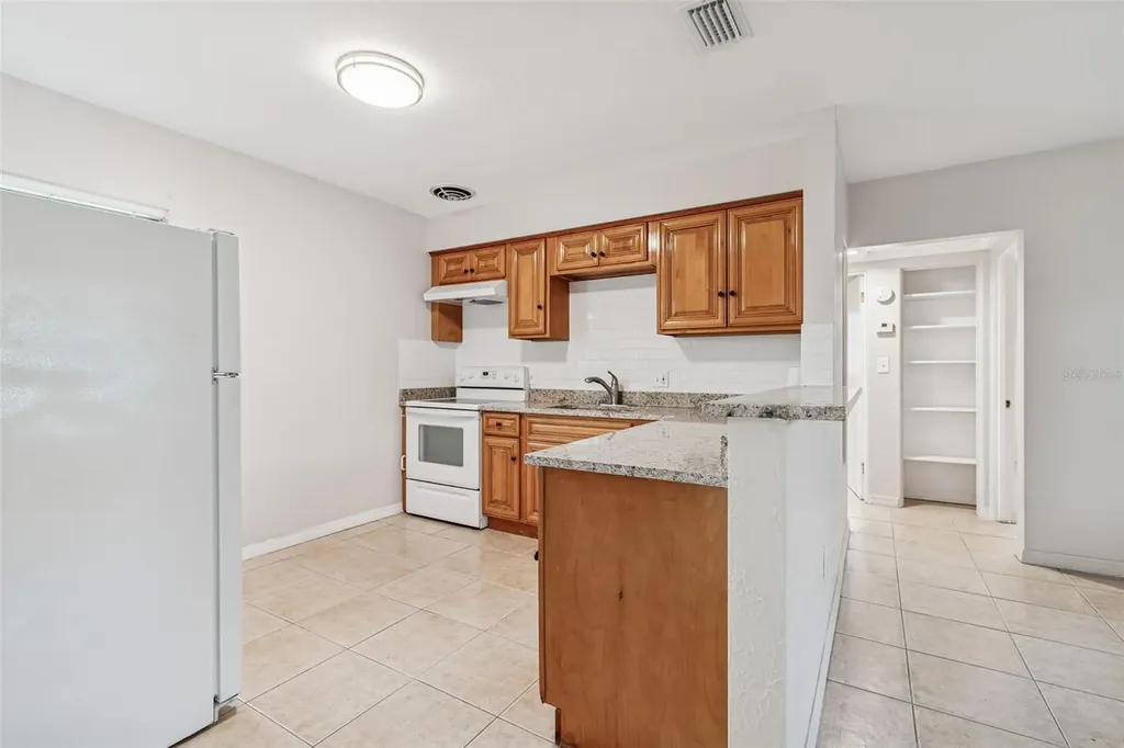 10970 Grove Terrace Seminole FL 33772