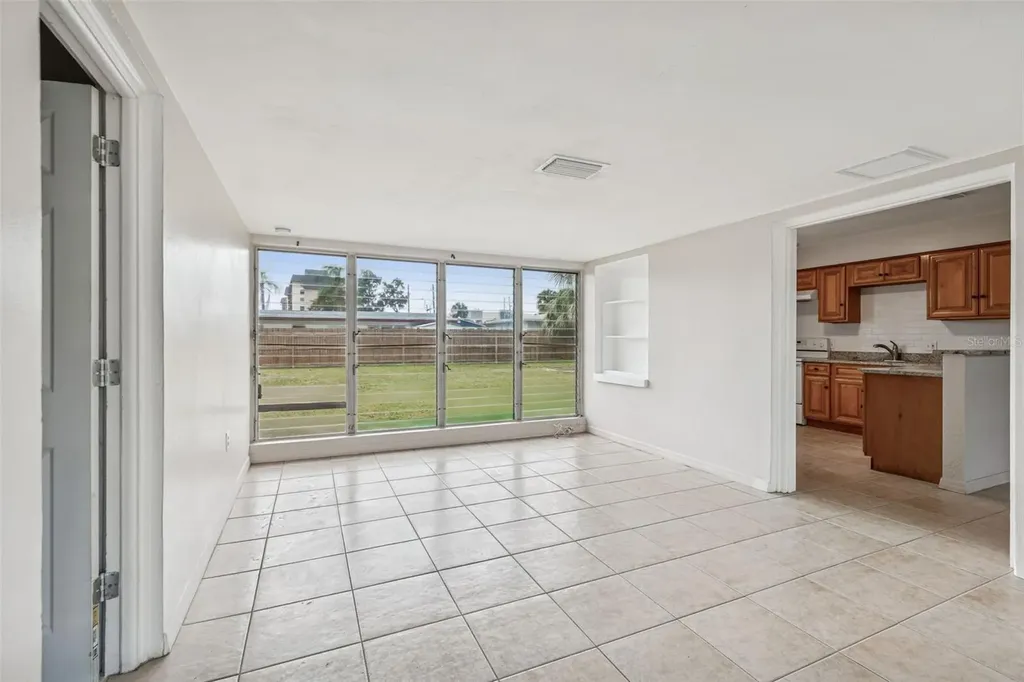 10970 Grove Terrace Seminole FL 33772