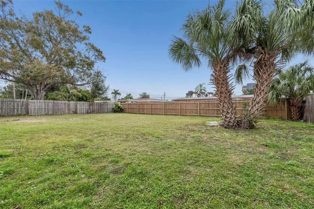10970 Grove Terrace Seminole FL 33772