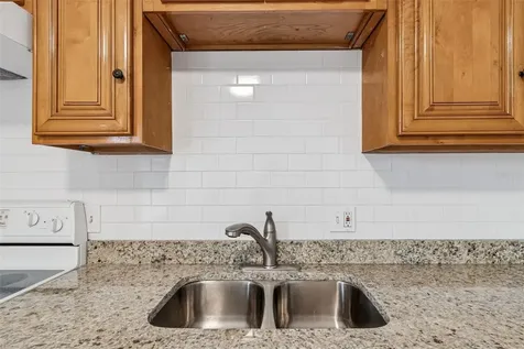 10970 Grove Terrace Seminole FL 33772