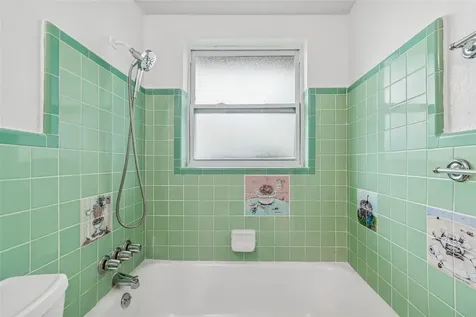 10970 Grove Terrace Seminole FL 33772