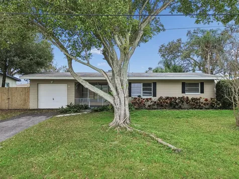 10970 Grove Terrace Seminole FL 33772