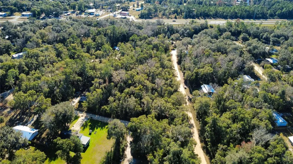 110 Leeward Road Satsuma FL 32189