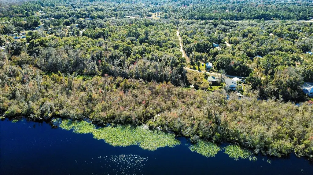 110 Leeward Road Satsuma FL 32189