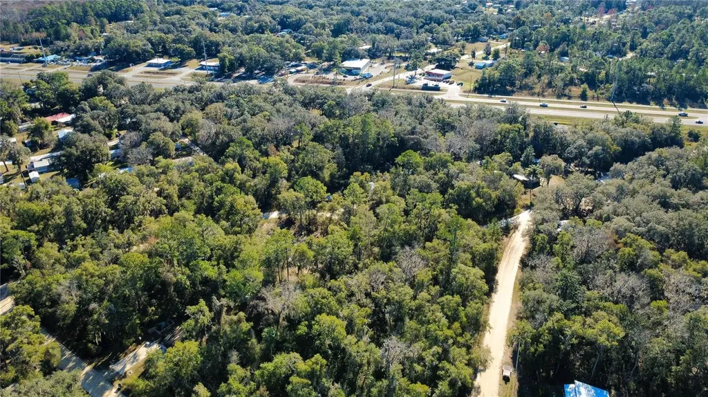 110 Leeward Road Satsuma FL 32189