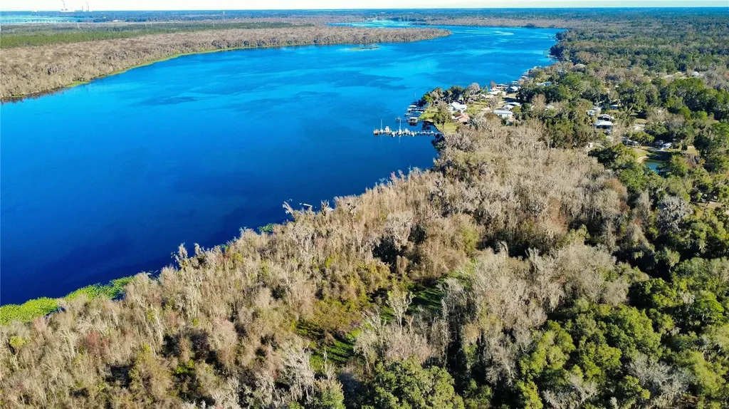 110 Leeward Road Satsuma FL 32189