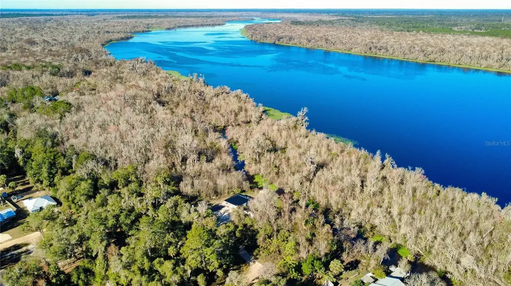 110 Leeward Road Satsuma FL 32189