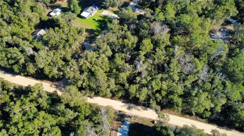 110 Leeward Road Satsuma FL 32189