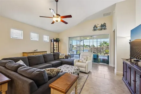 2489 Pawtucket Pass Mount Dora FL 32757