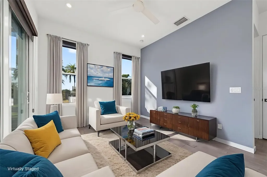 405 Edwards Drive Sarasota FL 34243