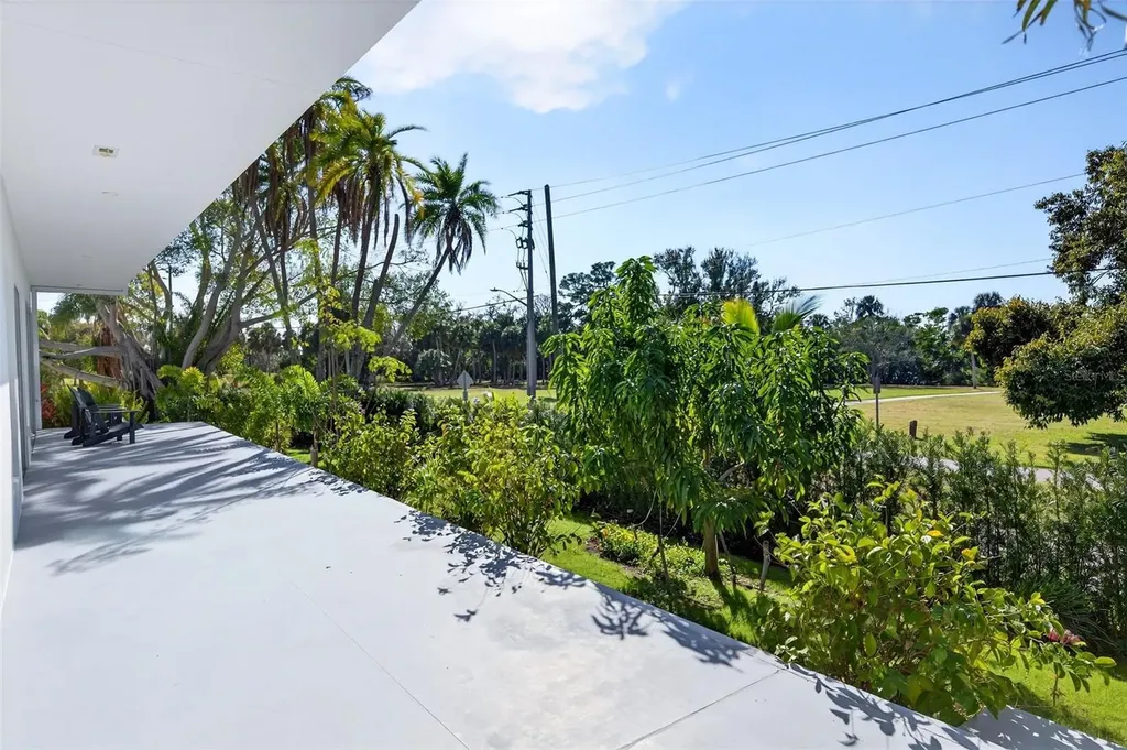 405 Edwards Drive Sarasota FL 34243