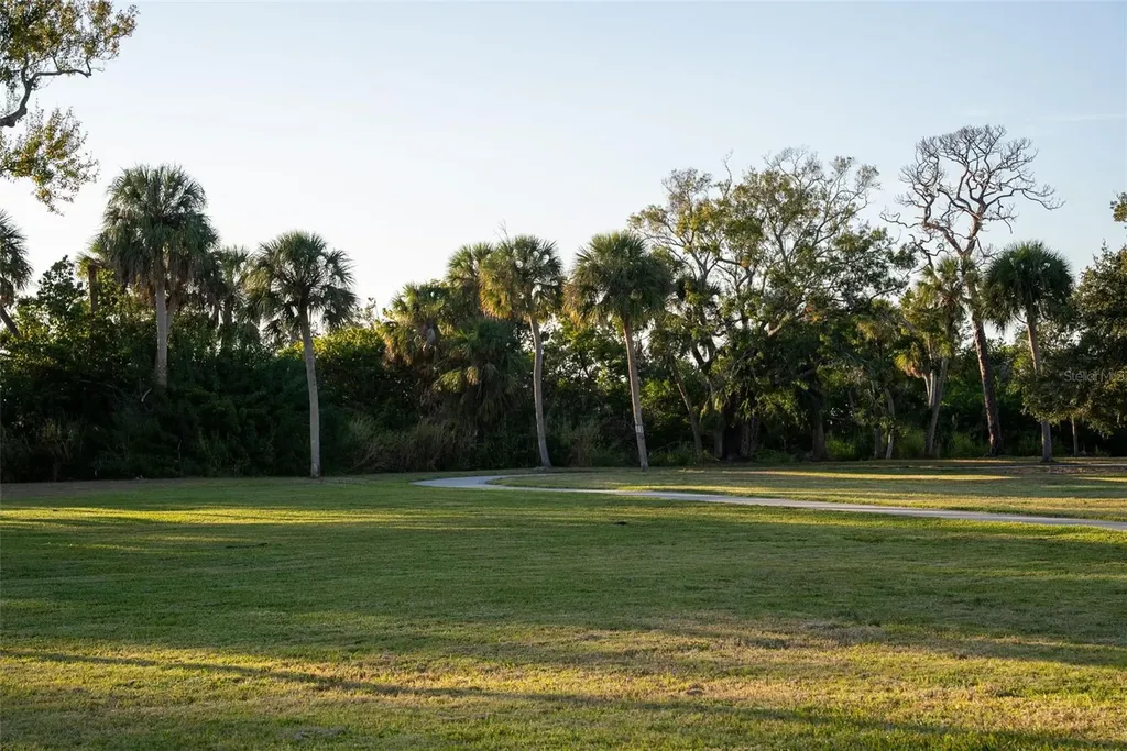 405 Edwards Drive Sarasota FL 34243