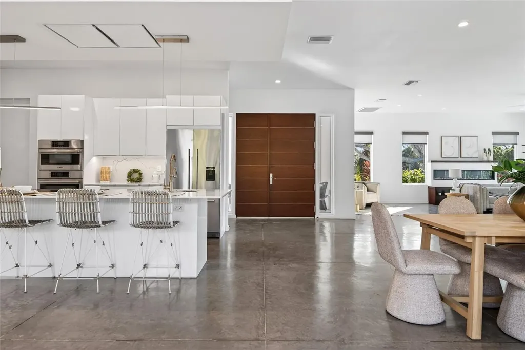 405 Edwards Drive Sarasota FL 34243