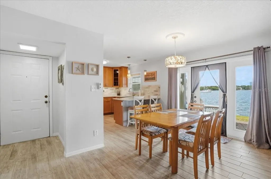 205 Pompano Drive SE St Petersburg FL 33705