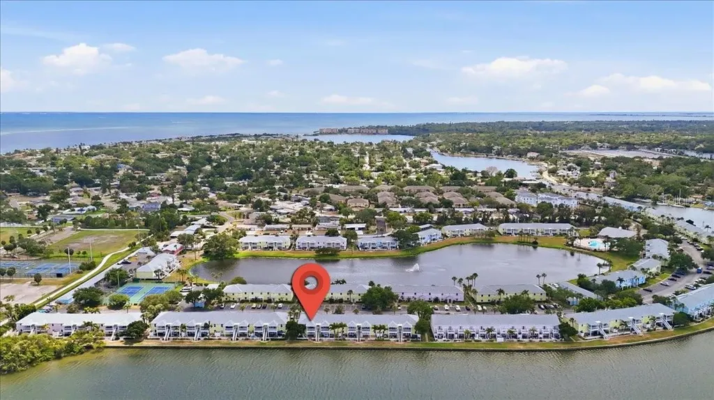 205 Pompano Drive SE St Petersburg FL 33705