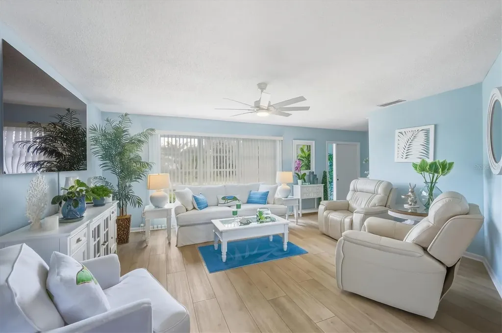 12577 SW Kings Row Lake Suzy FL 34269