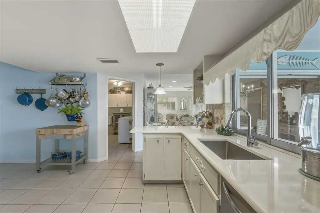 12577 SW Kings Row Lake Suzy FL 34269