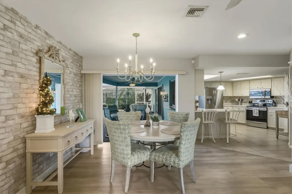 12577 SW Kings Row Lake Suzy FL 34269