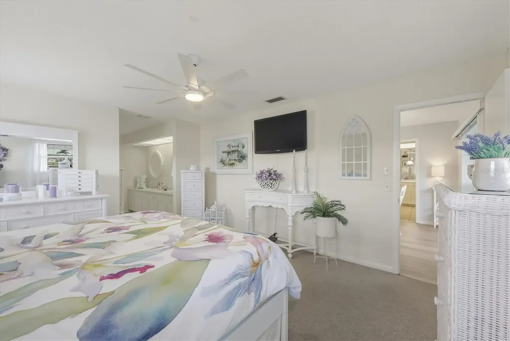 12577 SW Kings Row Lake Suzy FL 34269