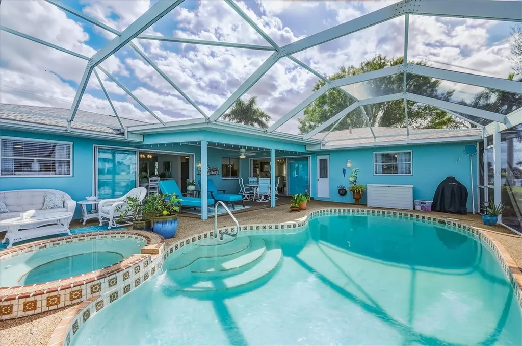 12577 SW Kings Row Lake Suzy FL 34269