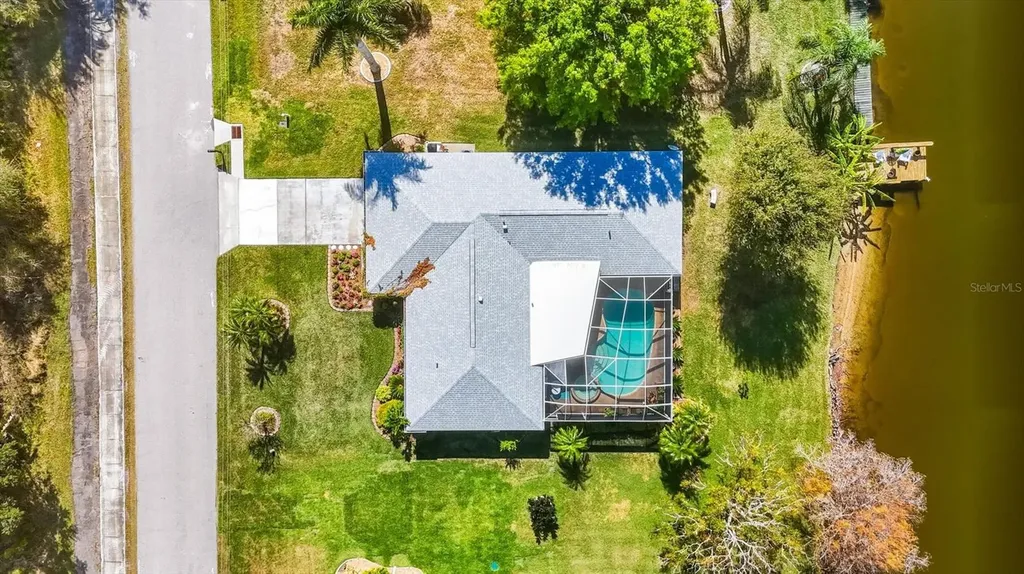 12577 SW Kings Row Lake Suzy FL 34269