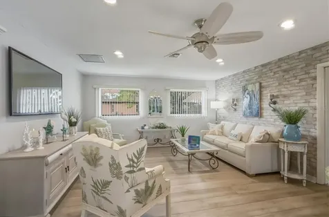 12577 SW Kings Row Lake Suzy FL 34269