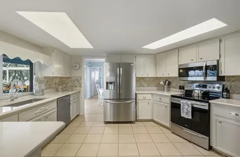 12577 SW Kings Row Lake Suzy FL 34269
