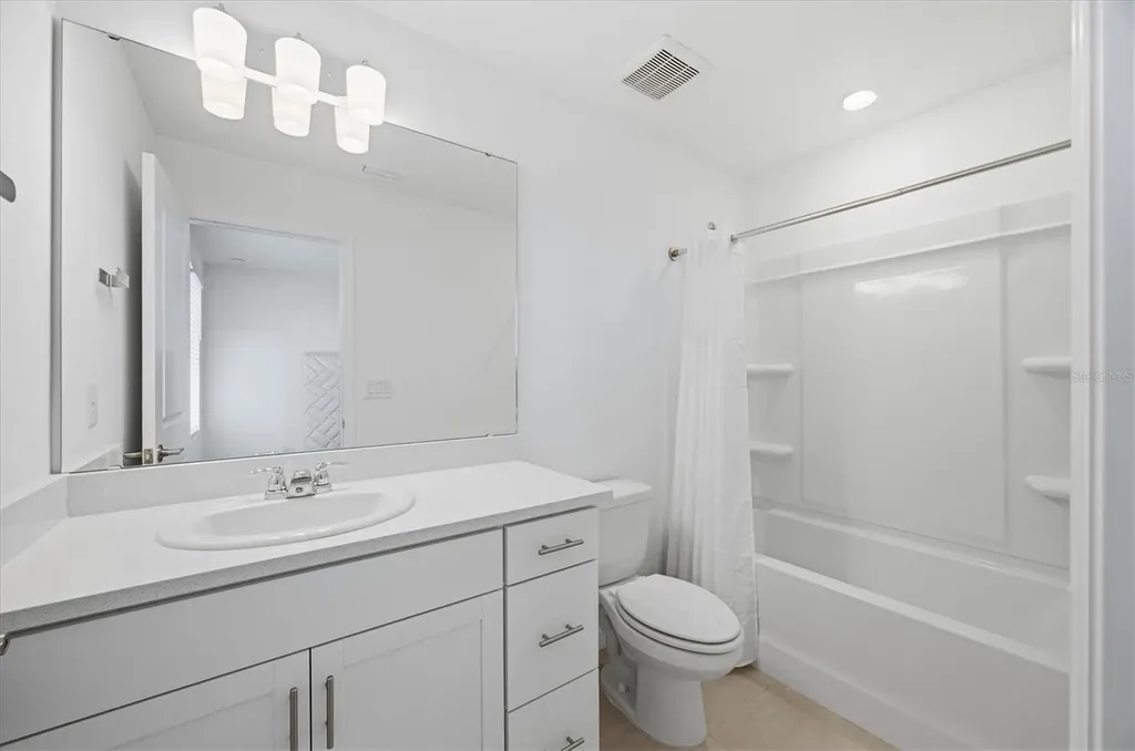 8757 Daybreak Street Sarasota FL 34241