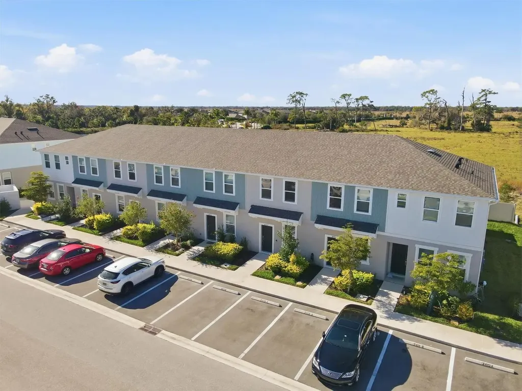 8757 Daybreak Street Sarasota FL 34241