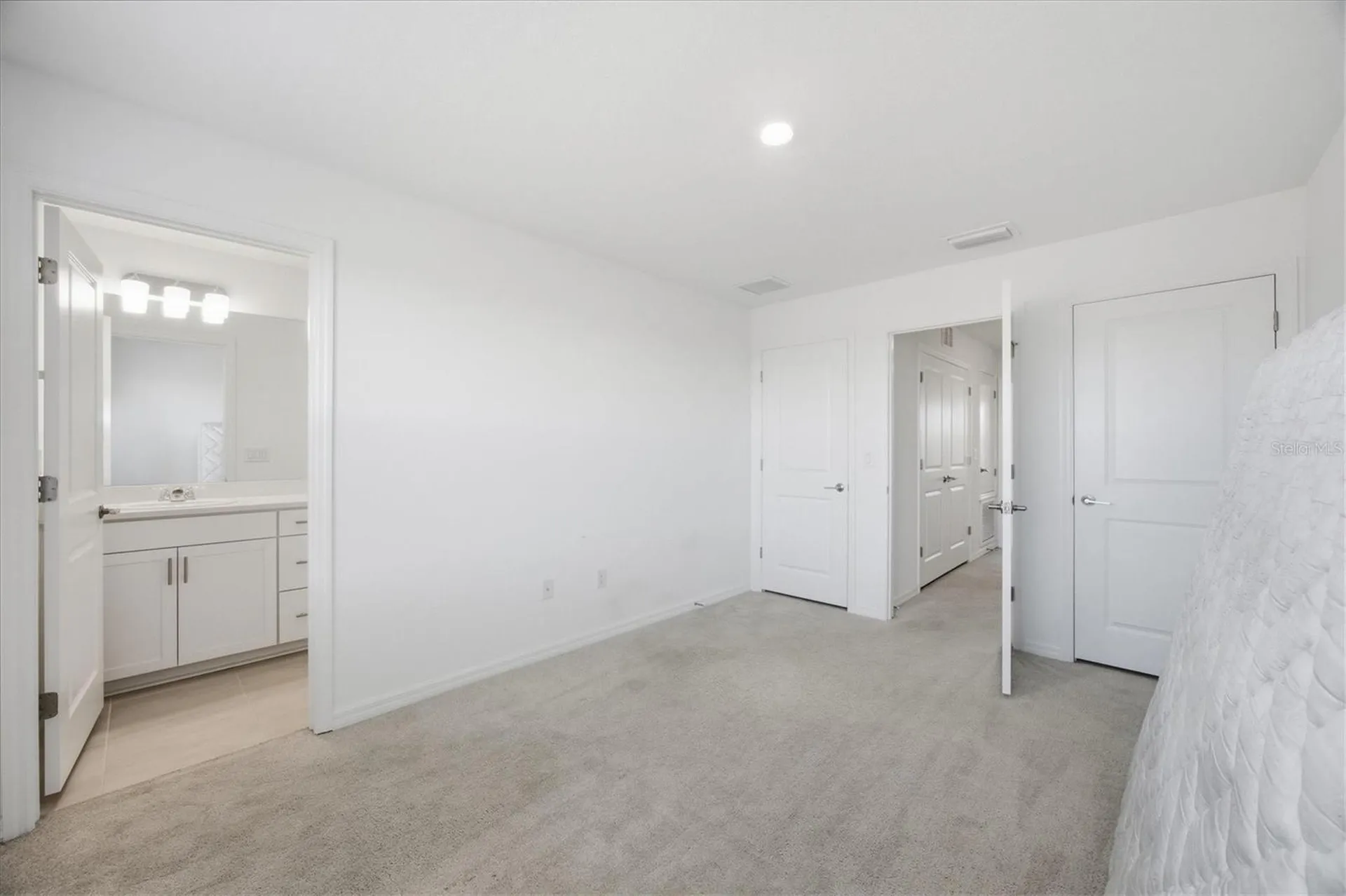 8757 Daybreak Street Sarasota FL 34241