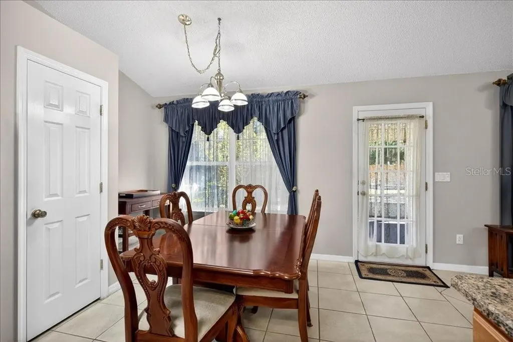 39 Princess Dolores Lane Palm Coast FL 32164