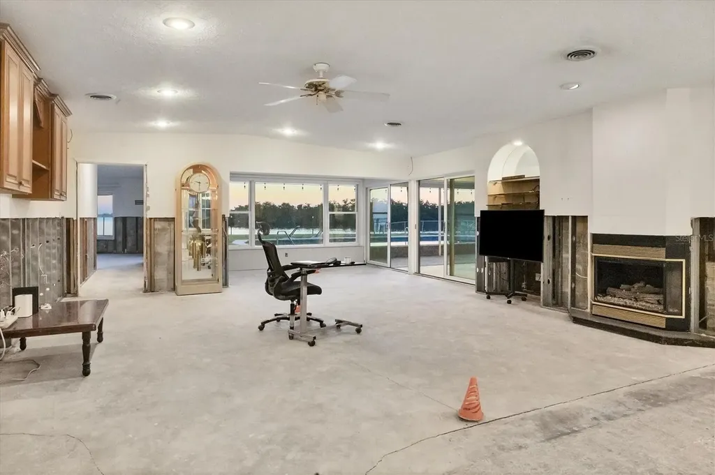 7318 Westmoreland Drive Sarasota FL 34243