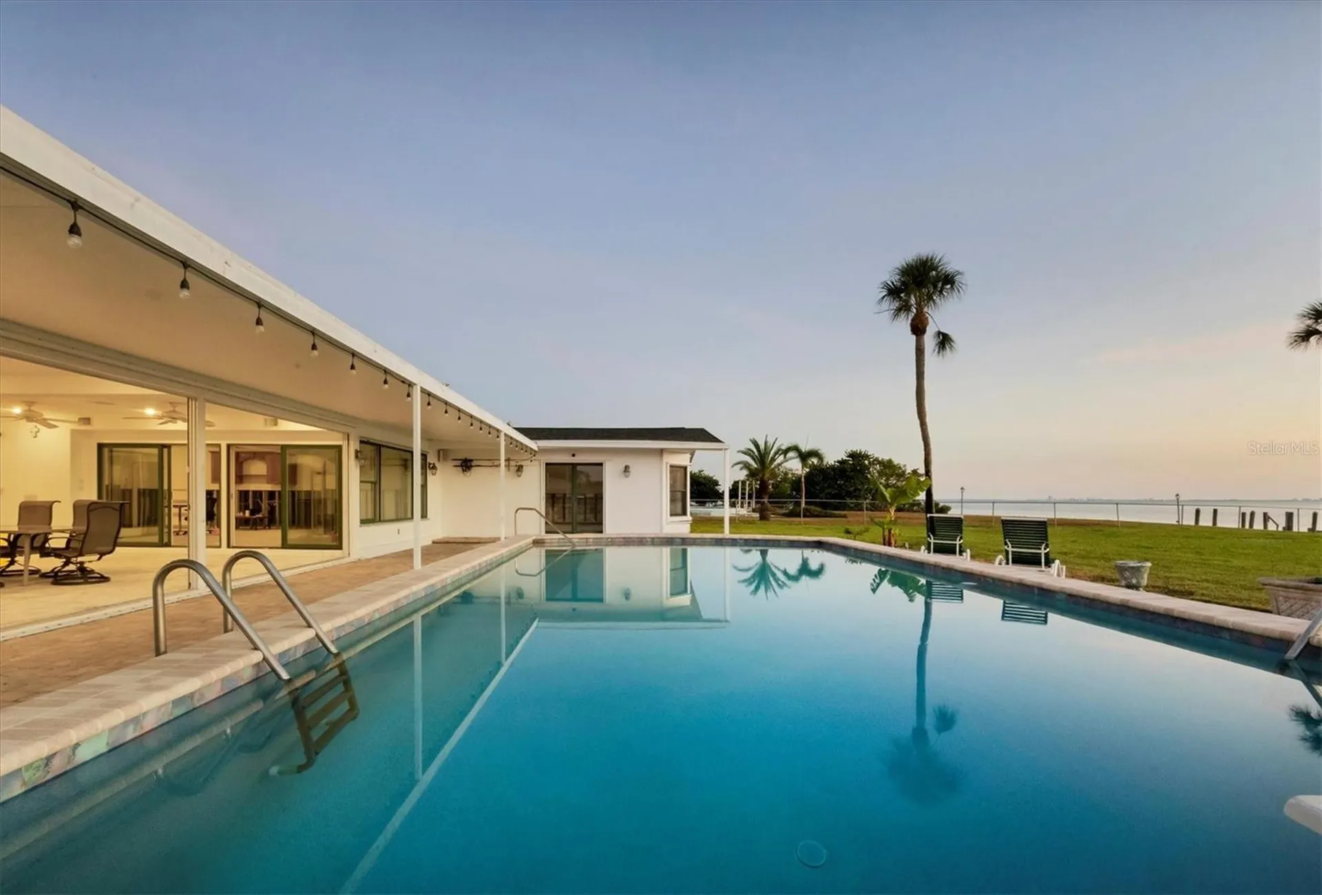 7318 Westmoreland Drive Sarasota FL 34243