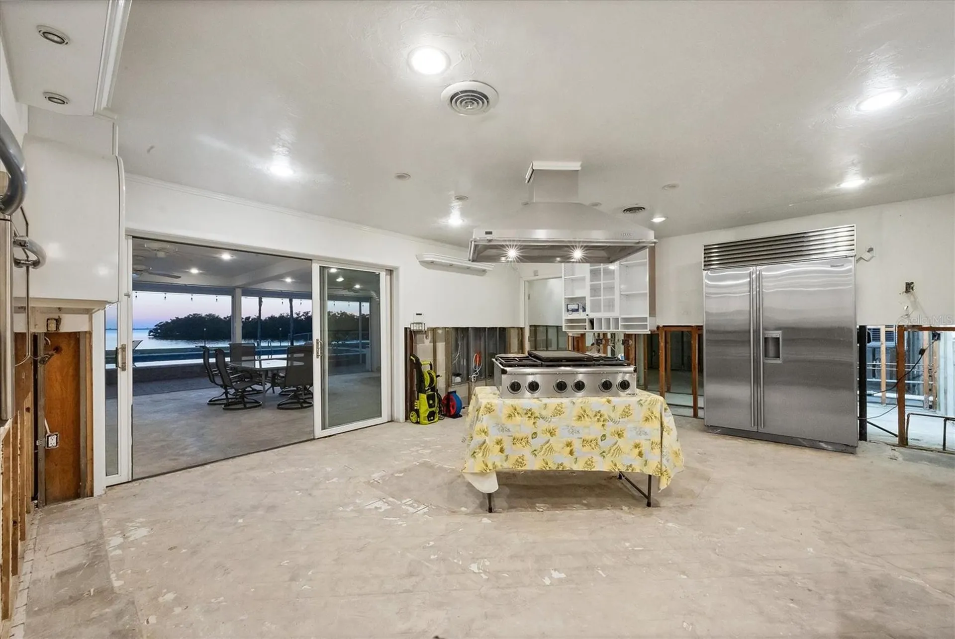 7318 Westmoreland Drive Sarasota FL 34243