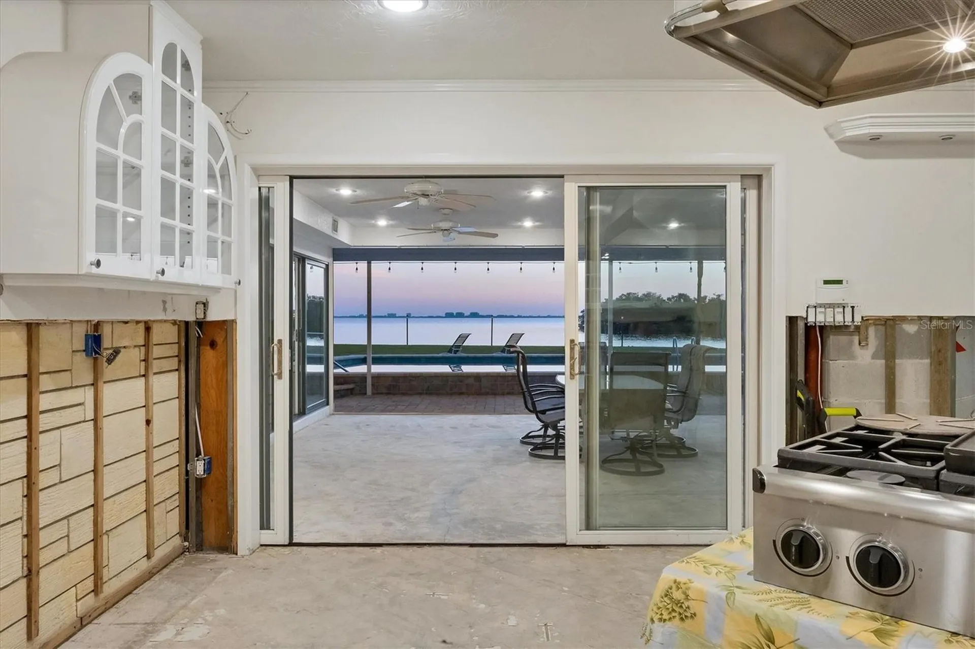 7318 Westmoreland Drive Sarasota FL 34243