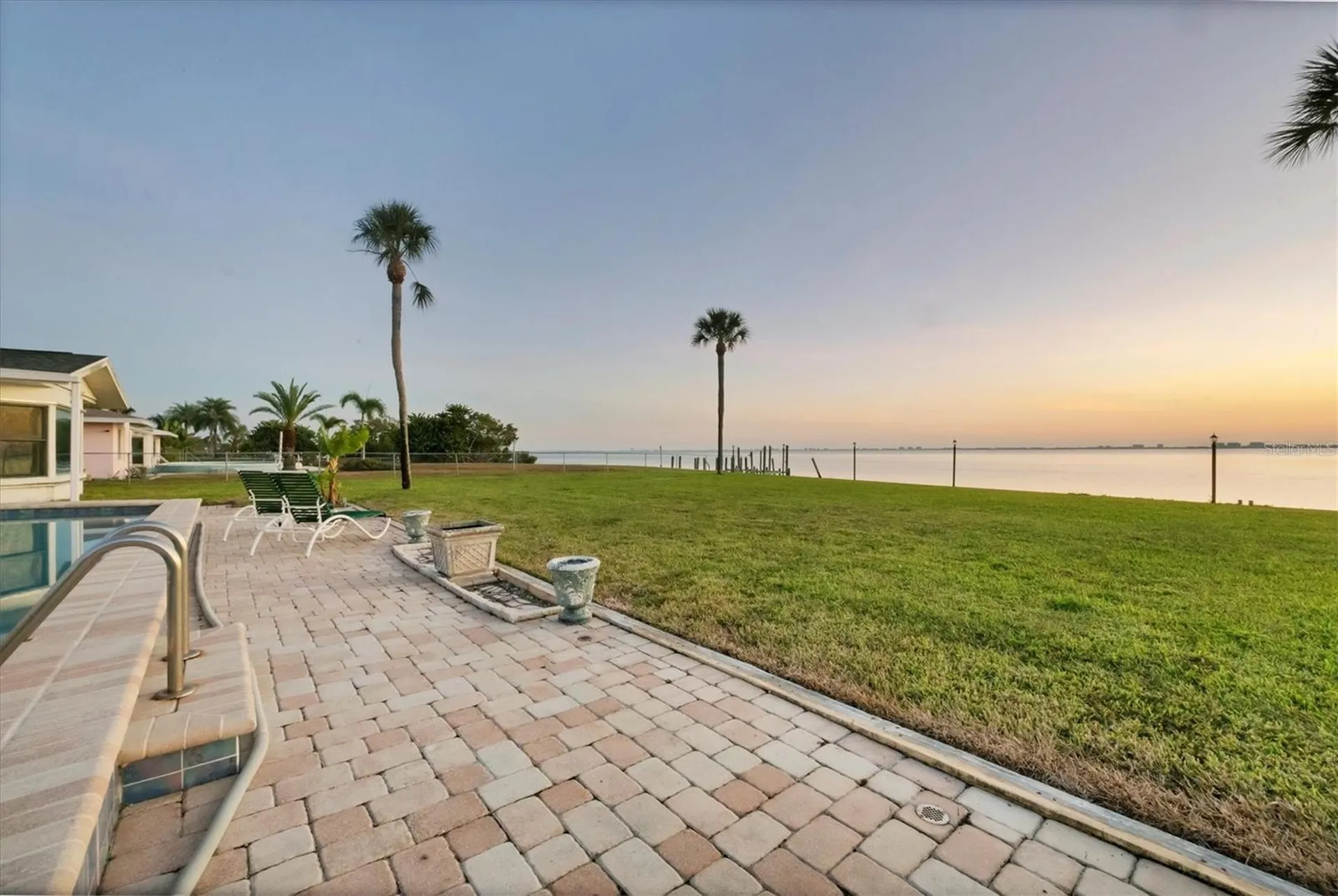 7318 Westmoreland Drive Sarasota FL 34243
