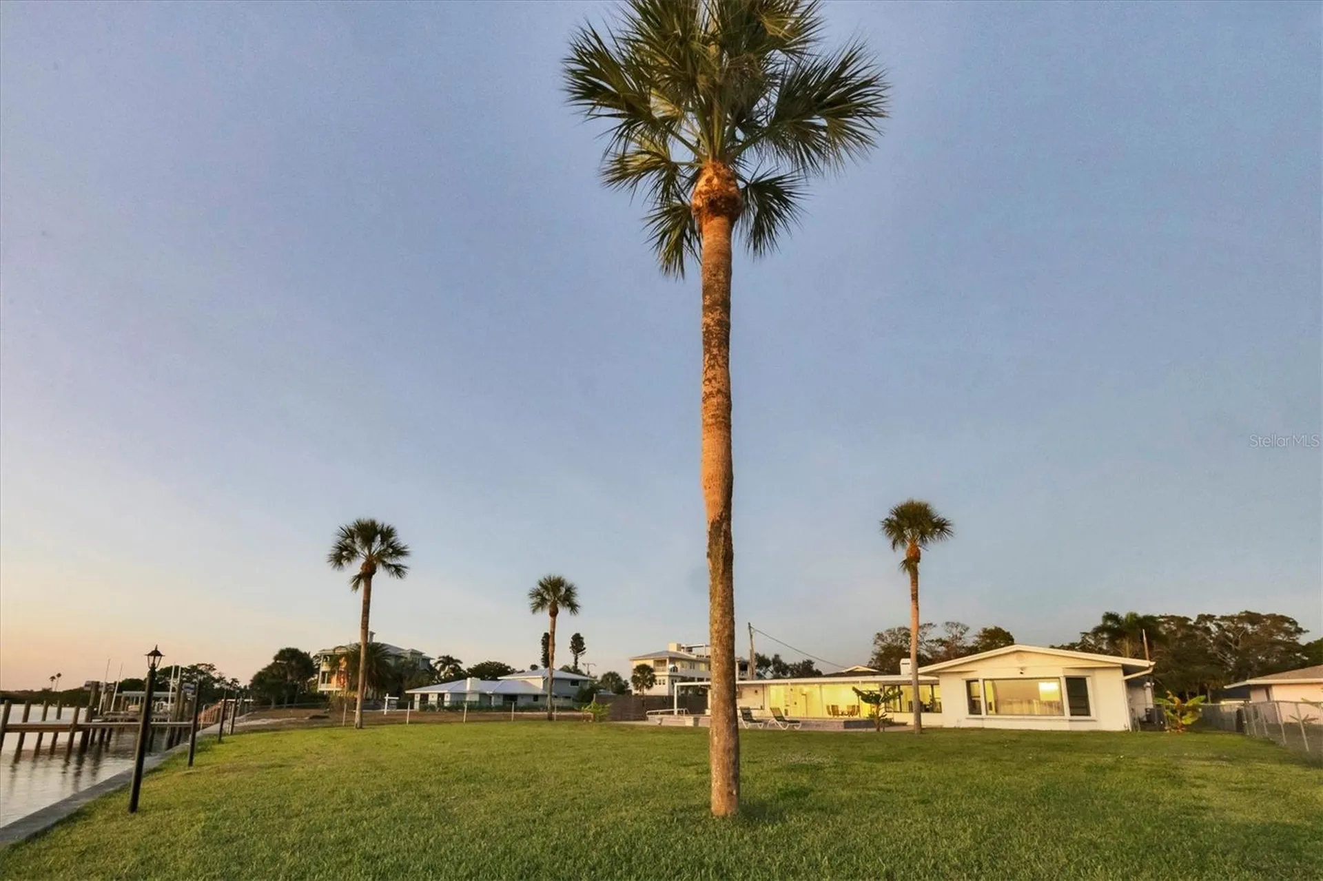 7318 Westmoreland Drive Sarasota FL 34243